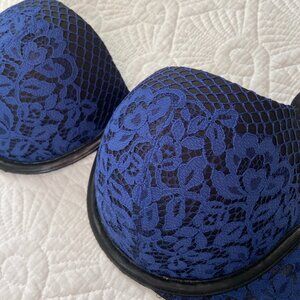 Victoria's Secret Very Sexy Balconet Bra in Black & Blue [36C]